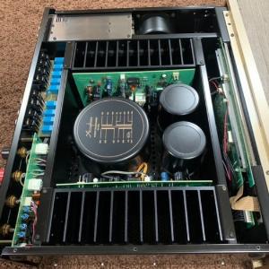Ampli Accuphase E-406V