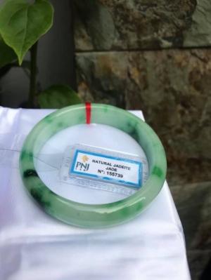 Vòng Cẩm Thạch Sịn Hẹ Lý Rơi Sao 56Mm No 155739