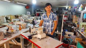 Máy Vắt Sổ Siruba Nhật Bãi giá rẻ TPHCM 2 Kim 4 chỉ