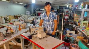 Máy Vắt Sổ Siruba Nhật Bãi giá rẻ TPHCM 2 Kim 4 chỉ