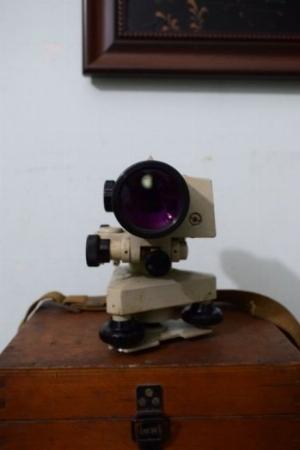 Máy thủy bình Liên Xô 1988