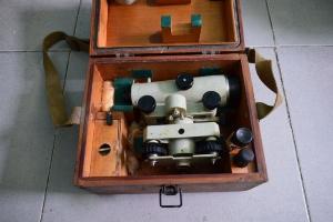 Máy thủy bình Liên Xô 1988
