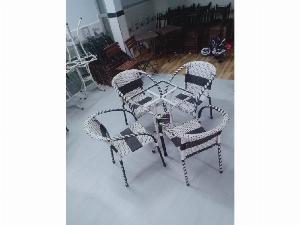 Bàn ghế cafe nhựt trắng đen giá rẻ