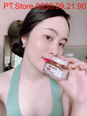 Kem dưỡng trắng ngừa mụn Kojie