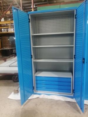 Tủ chứa dụng cụ vật tư có vách treo dụng cụ