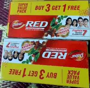 Kem đánh răng thảo dược DABUR RED