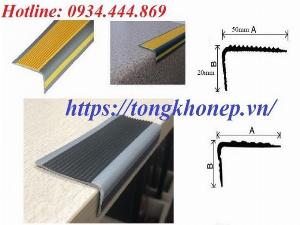 Nẹp Nhựa Chống Trượt Cầu Thang