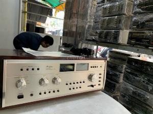 Bán chuyên ampli accuphase E303 đẹp long lanh...