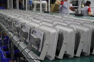 Đèn Led pha 30W giá rẻ