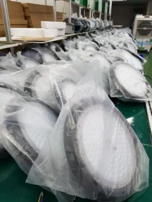 Đèn Led nhà xưởng UFO 200w