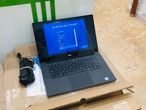 Dell Precision 5520 i7 7820HQ - Card Quadro M1200 4G - Màn 15,6inh UHD 4K IPS Touch 100% sRGB
