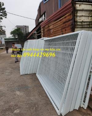 Hàng rào D5 a 50x150, 50x200 mạ kẽm sơn tĩnh điện