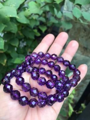 Vòng tay phong thủy đá thạch anh tự nhiên tím giác đậm bóng đẹp 10mm nữ mệnh hỏa