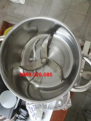 Máy xay thịt làm giò chả khung inox xay cua cá ay tôm