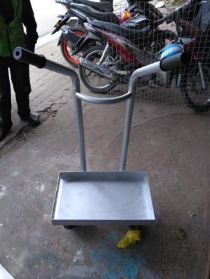 Xe đẩy bình khí