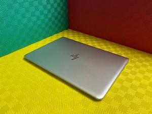HP Envy 13in màn hình 2K I7 đời 7