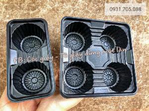 Khay đựng ly trà sữa 2 ngăn và 4 ngăn màu đen (50c)