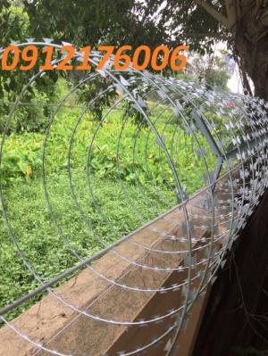 Dây thép gai hình dao Đk 60cm hàng sẵn kho