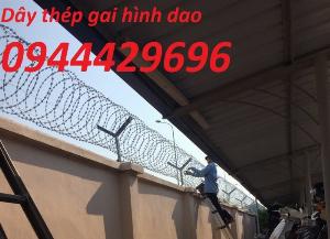 Dây kẽm lam - dây thép gai hình dao Đk 60