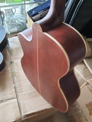 Shop uy tín chuyên bán đàn guitar chất lượng cao