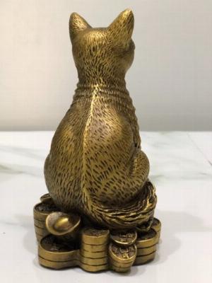 Tượng Mèo ngồi trên kim nguyên bảo (18cm)