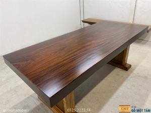 Bàn gỗ tự nhiên nguyên khối dài 2m x 88 x 10cm