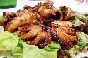 Râu bạch tuộc to oành 1 ký ưu đãi