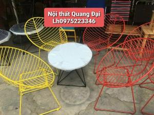 Bộ bàn ghế sắt mỹ ghệ.