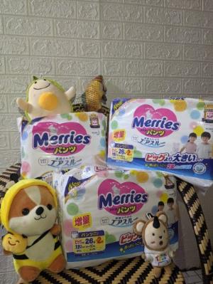 Bỉm Merries size ( S DÁN ) Nội Địa Nhật Quần/Tã Dán NB96/S88/M68/L58/M64/L50/XL44/XXL28/S82TC