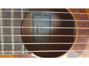 Đàn guitar classic yamaha C60 có pikup
