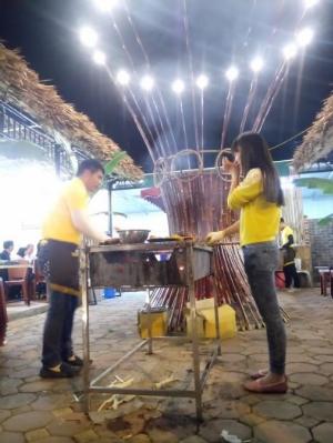 Mẫu trang trí nhà hàng bằng mây tre