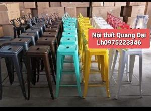 Cần thanh lý một số bàn ghế quầy giá rẻ..Tulix