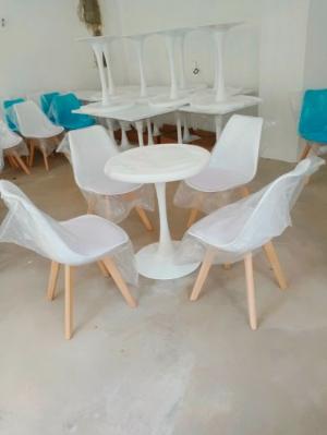Ghế cao cấp cafe nhựa chân gỗ bọc nệm giá rẻ nhất