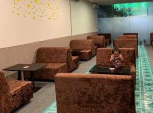 Xưởng bàn ghế gia công Sofa theo yêu cầu (Nội Thất QUANG ĐẠI)