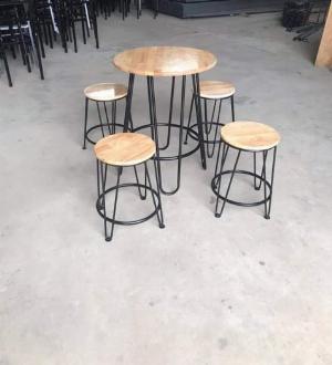 Bàn ghế quầy màu đen bóng đẹp