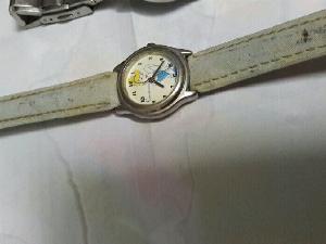 Đồng hồ xài pin bãi Japan