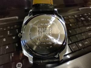 Hai đồng hồ Nam dây da còn mới đẹp