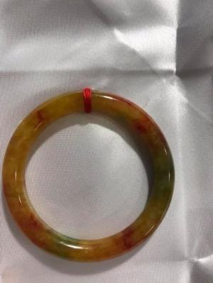 Vòng tay đá cẩm thạch Tứ Quý 50mm bóng đẹp thiệt size vòng 50mm x dầy 8mm mệnh kim mệnh thổ màu vàng anh lam xanh đỏ đẹp thiệt nhe nữ 50kg - 55kg có 480k ạ
