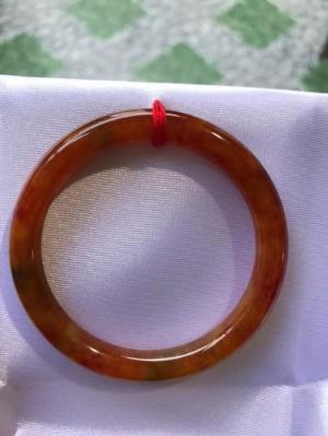 Vòng cẩm thạch Tứ Quý đẹp 50mm x dầy 7,2mm Màu Vàng Cam Bông Đỏ