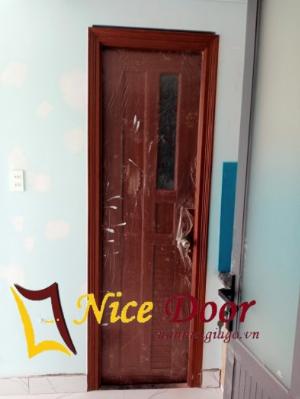 Cửa Nhựa Cao Cấp Đài Loan