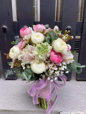 Bó hoa hồng cưới cầm tay tone màu nhẹ nhàng - LDNK13