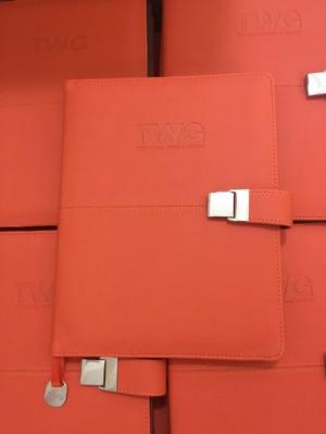 Xưởng sản xuất sổ da , sổ tay theo yêu cầu