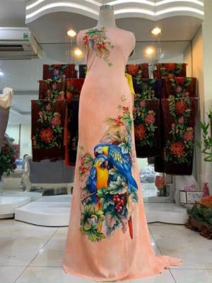 Vải nhung nhật đính đá chú chim két dễ thương độc đáo của vải áo dài Kim Ngọc