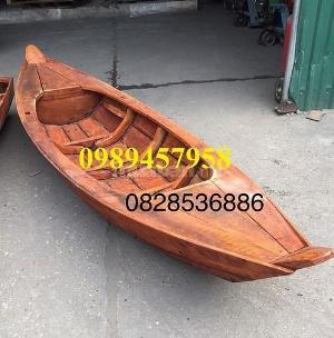 Thuyền 3 lá, thuyền gỗ tam bản trưng bày, chụp ảnh