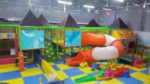 Công ty thiết kế lắp đặt khu vui chơi uy tín giá rẻ