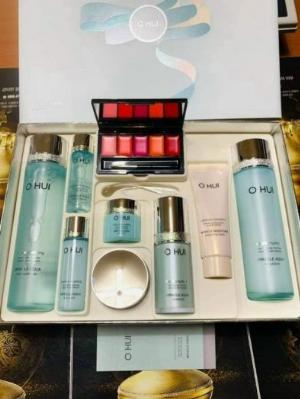 Bộ dưỡng da Ohui Miracle Aqua