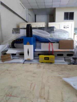 Máy cắt cnc laser fiber 1530