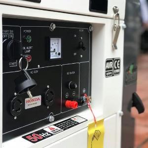 Máy phát đện chạy dầu 5kw,máy phát điện chạy được điều hòa