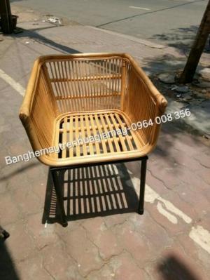Ghế mây kết hợp chân sắt, ghế ăn mây tre sản xuất bởi Xưởng ghế mây