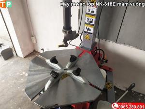 Máy ra vào lốp xe NK318e mâm vuông